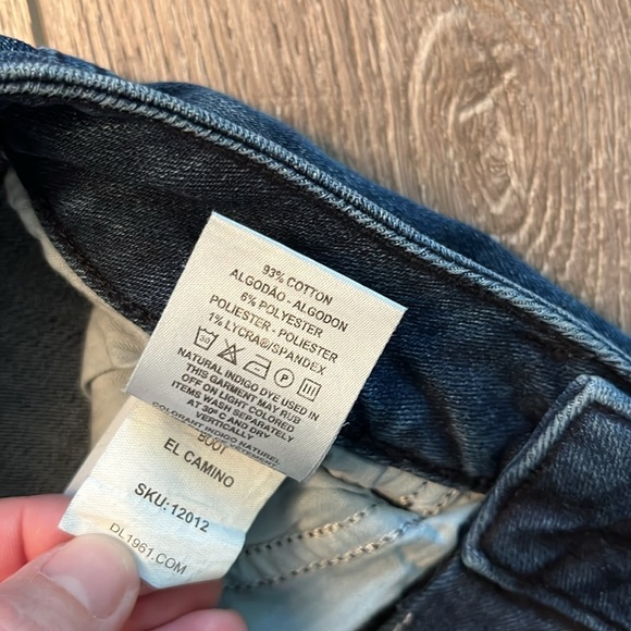 DL1961 Bridget Boot High Rise Instasculpt™ Jeans 25 - Picture 5 of 8